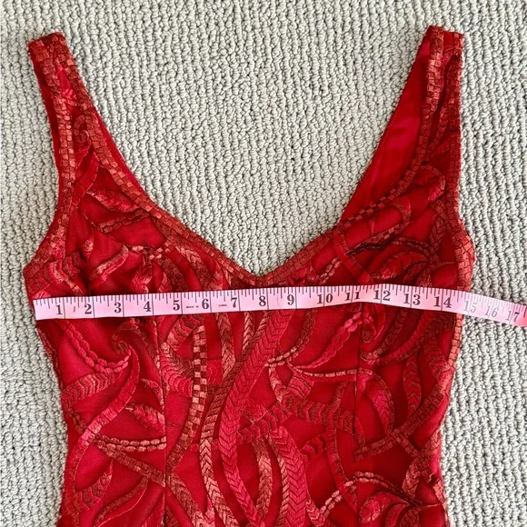 VTG ~ Peggy Jennings Couture ~ Elegant Burgundy Embroidered with Tulle Gown. - Picture 10 of 11